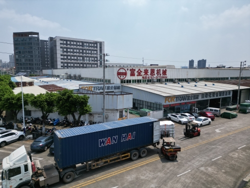 Otomatik ürünlerimizden bir konteyner bugün ABD'ye gönderiliyor!